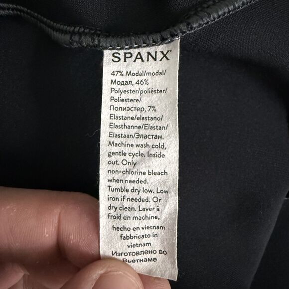 Spanx Air Essentials Women's Large Black Cinched Waist Tshirt Dress w/ Pockets - Picture 7 of 8